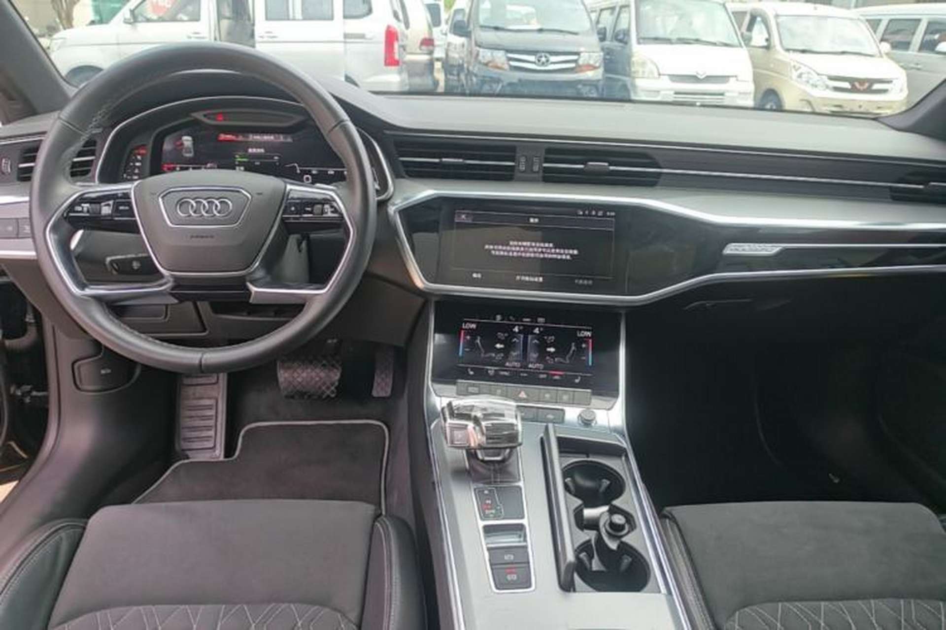 Used Audi A7L 2022 45 TFSI quattro S-line Visionary Crystal Package Center Console