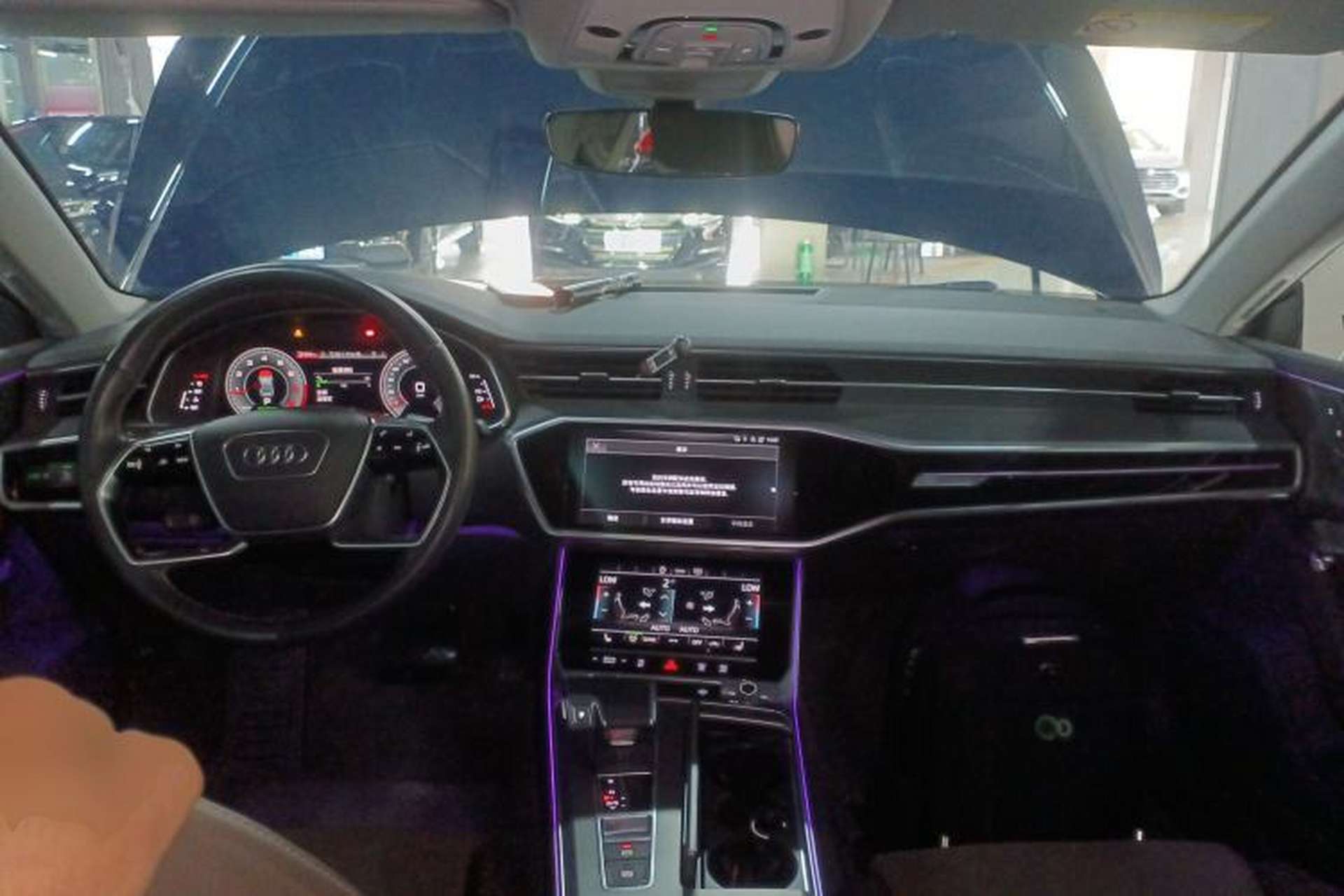 Used Audi A7L 2022 45 TFSI S-line Dream-Building Edition Center Console