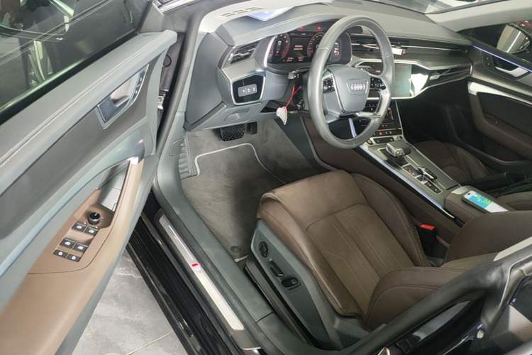 Used Audi A7L 2022 45 TFSI S-line Dream-Building Edition Driver Seat