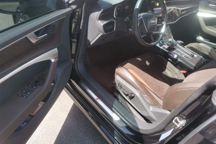Used Audi A7L 2022 45 TFSI S-line Dream-Building Edition Driver Seat