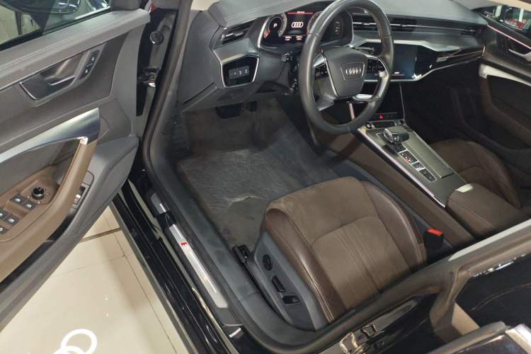 Used Audi A7L 2022 45 TFSI S-line Dream-Building Edition Driver Seat