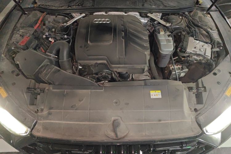 Used Audi A7L 2022 45 TFSI quattro S-line Visionary Crystal Package Engine Bay