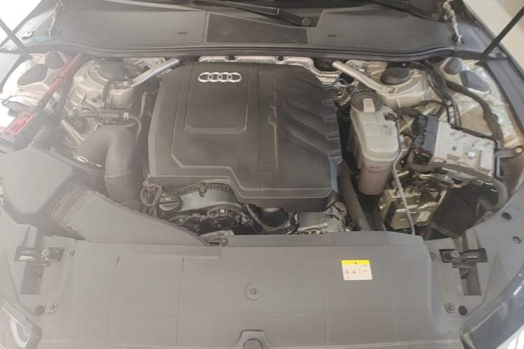 Used Audi A7L 2022 45 TFSI quattro S-line Paladin Engine Bay
