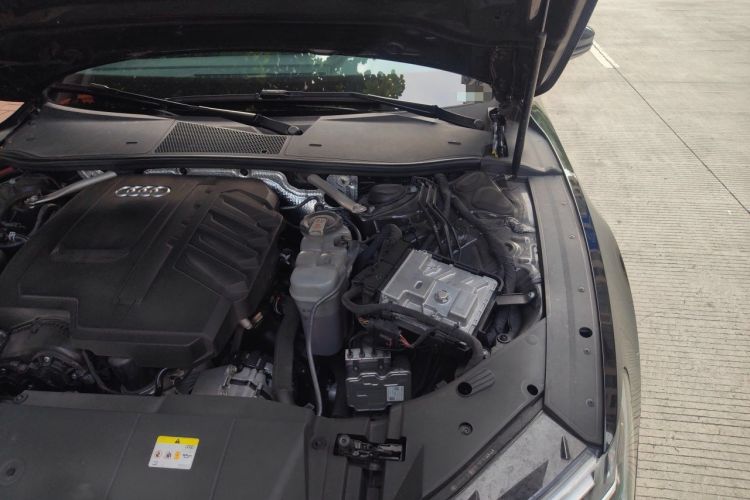 Used Audi A7L 2022 45 TFSI quattro S-line Visionary Crystal Package Engine Bay Left