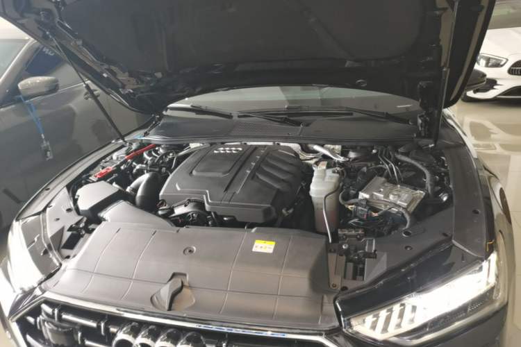 Used Audi A7L 2022 45 TFSI S-line Dream-Building Edition Engine Bay