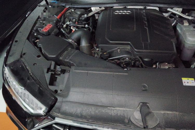 Used Audi A7L 2022 45 TFSI S-line Dream-Chasing Youth Edition Engine Bay Right