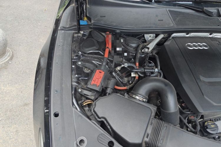 Used Audi A7L 2022 45 TFSI quattro S-line Visionary Crystal Package Engine Bay Right