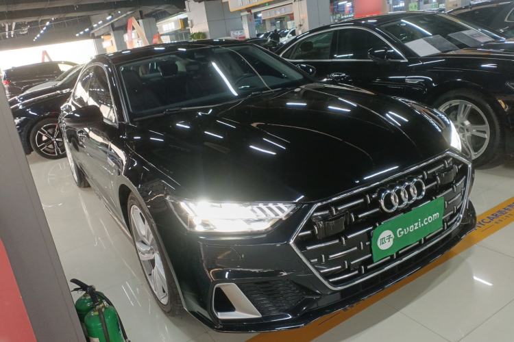 Used Audi A7L 2022 45 TFSI S-line Dream-Building Edition Front Right 45 Deg