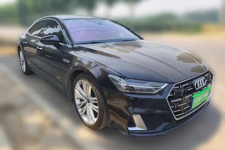 Used Audi A7L 2022 45 TFSI quattro S-line Visionary Crystal Package Front Right 45 Deg