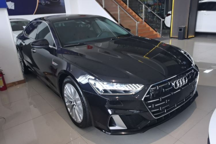 Used Audi A7L 2022 45 TFSI S-line Dream-Building Edition Front Right 45 Deg