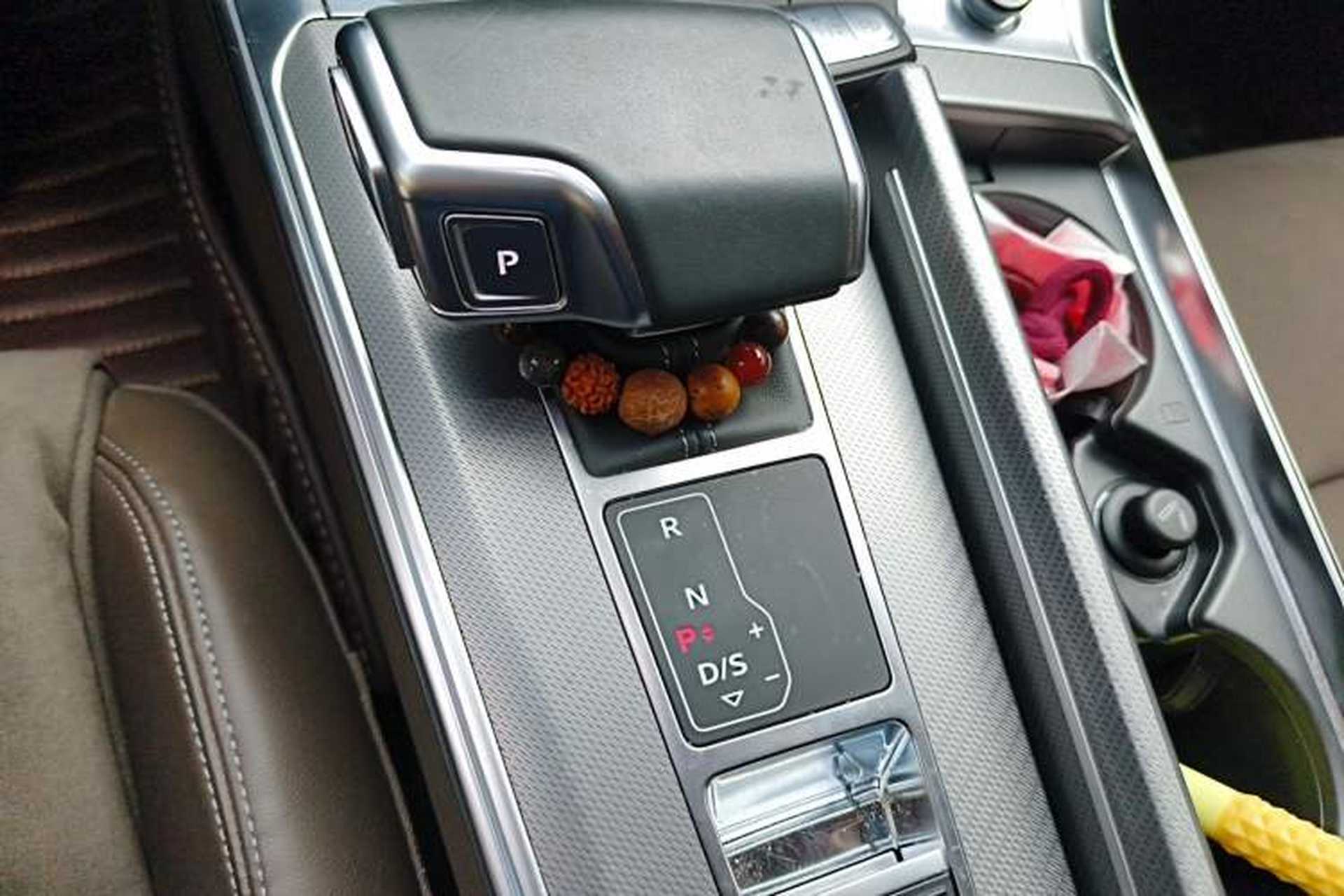 Used Audi A7L 2022 45 TFSI S-line Dream-Building Edition Gear Lever