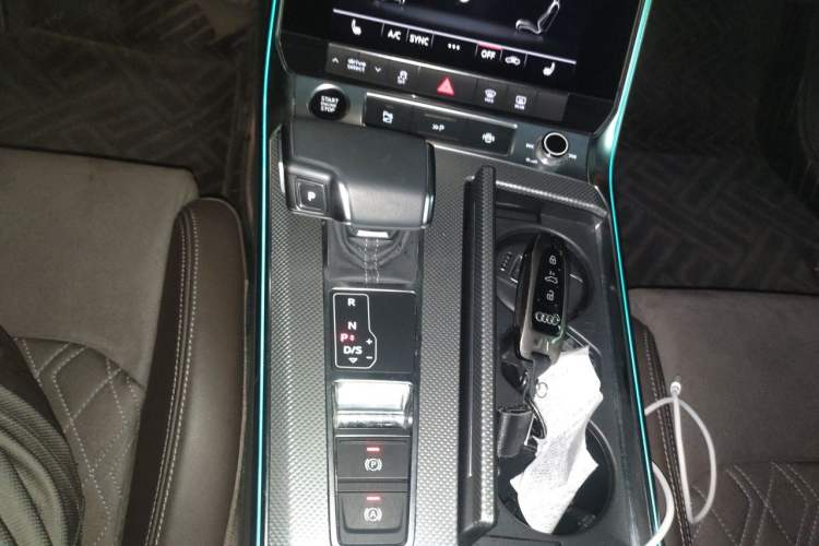 Used Audi A7L 2022 45 TFSI quattro S-line Wind Rider Gear Lever