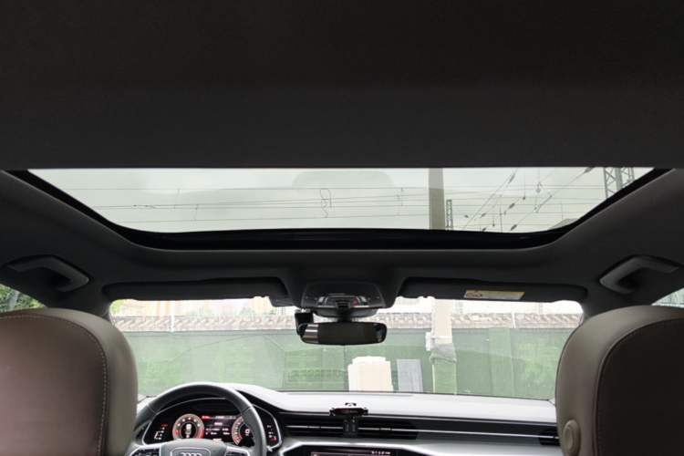 Used Audi A7L 2022 45 TFSI quattro S-line Wind Rider Headliner