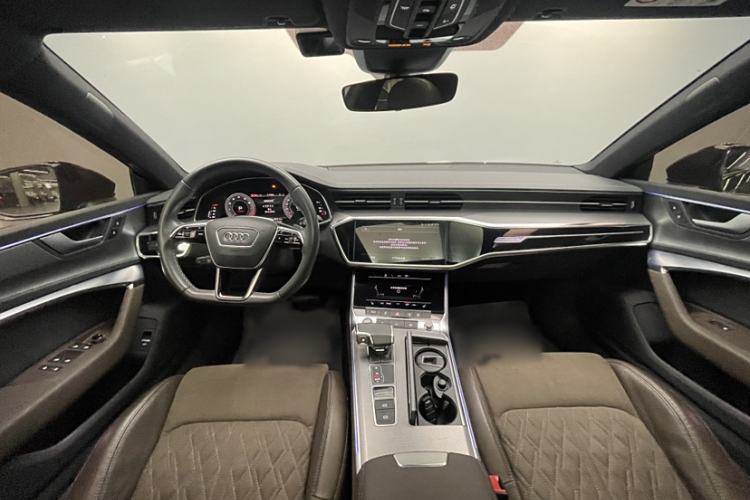 Used Audi A7L 2022 45 TFSI quattro S-line Wind Rider Interior 1