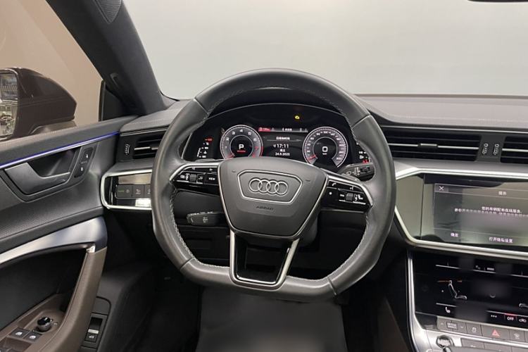 Used Audi A7L 2022 45 TFSI quattro S-line Wind Rider Interior 2