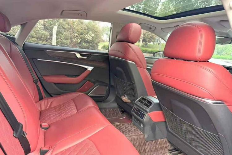 Used Audi A7L 2022 45 TFSI S-line Dream-Building Edition Interior 3