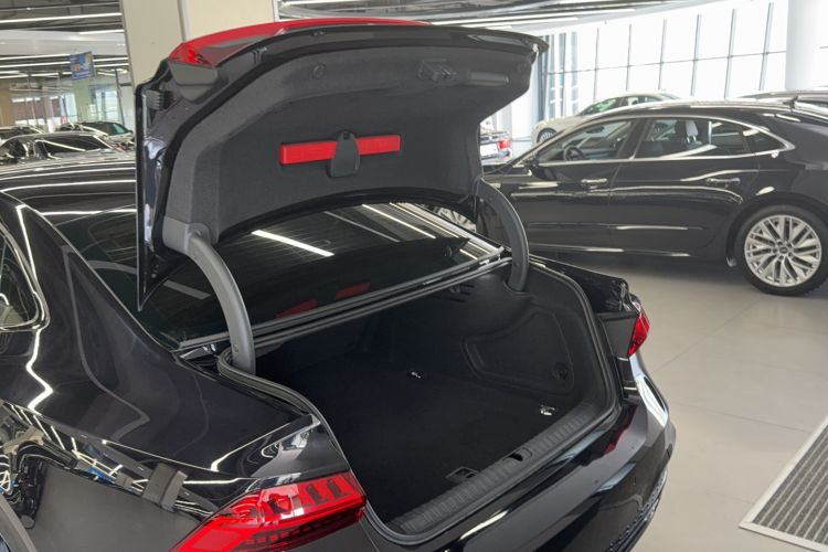 Used Audi A7L 2022 45 TFSI quattro S-line Wind Rider Interior 5