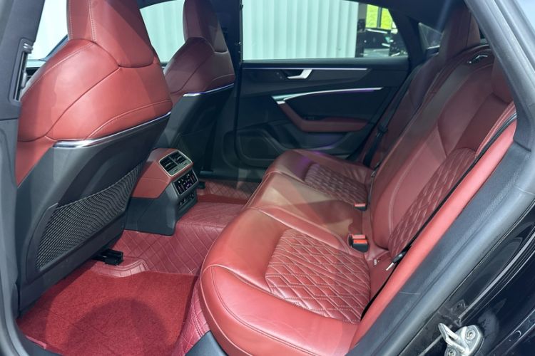 Used Audi A7L 2022 45 TFSI quattro S-line Black Warrior Edition Interior 7