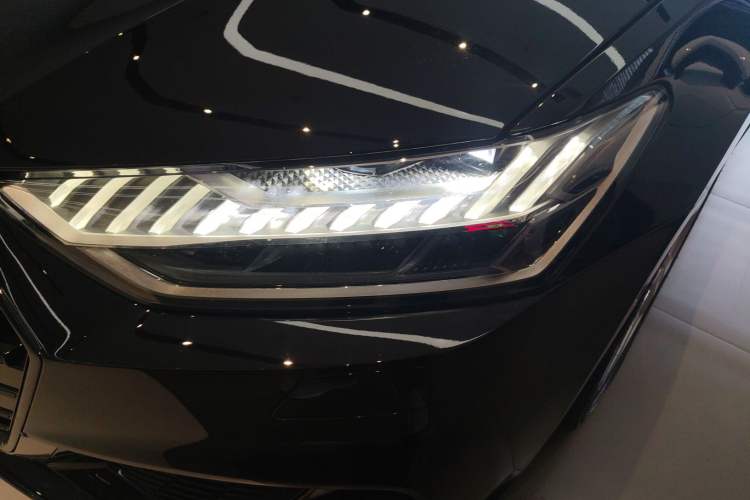 Used Audi A7L 2022 45 TFSI quattro S-line Wind Rider Left Front Headlight