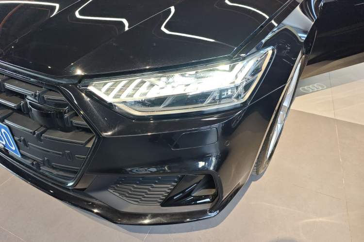 Used Audi A7L 2022 45 TFSI quattro S-line Wind Rider Left Front Headlight