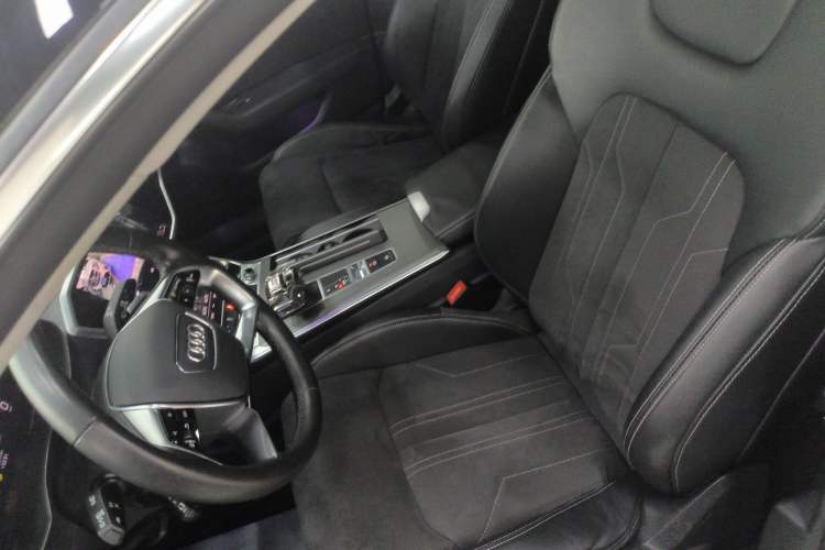 Used Audi A7L 2022 45 TFSI S-line Dream-Building Edition Left Front Seat