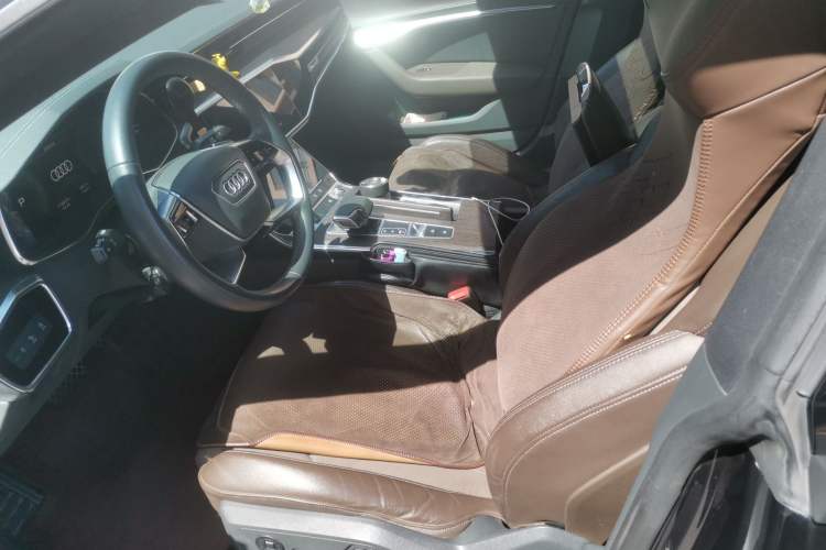 Used Audi A7L 2022 45 TFSI S-line Dream-Building Edition Left Front Seat