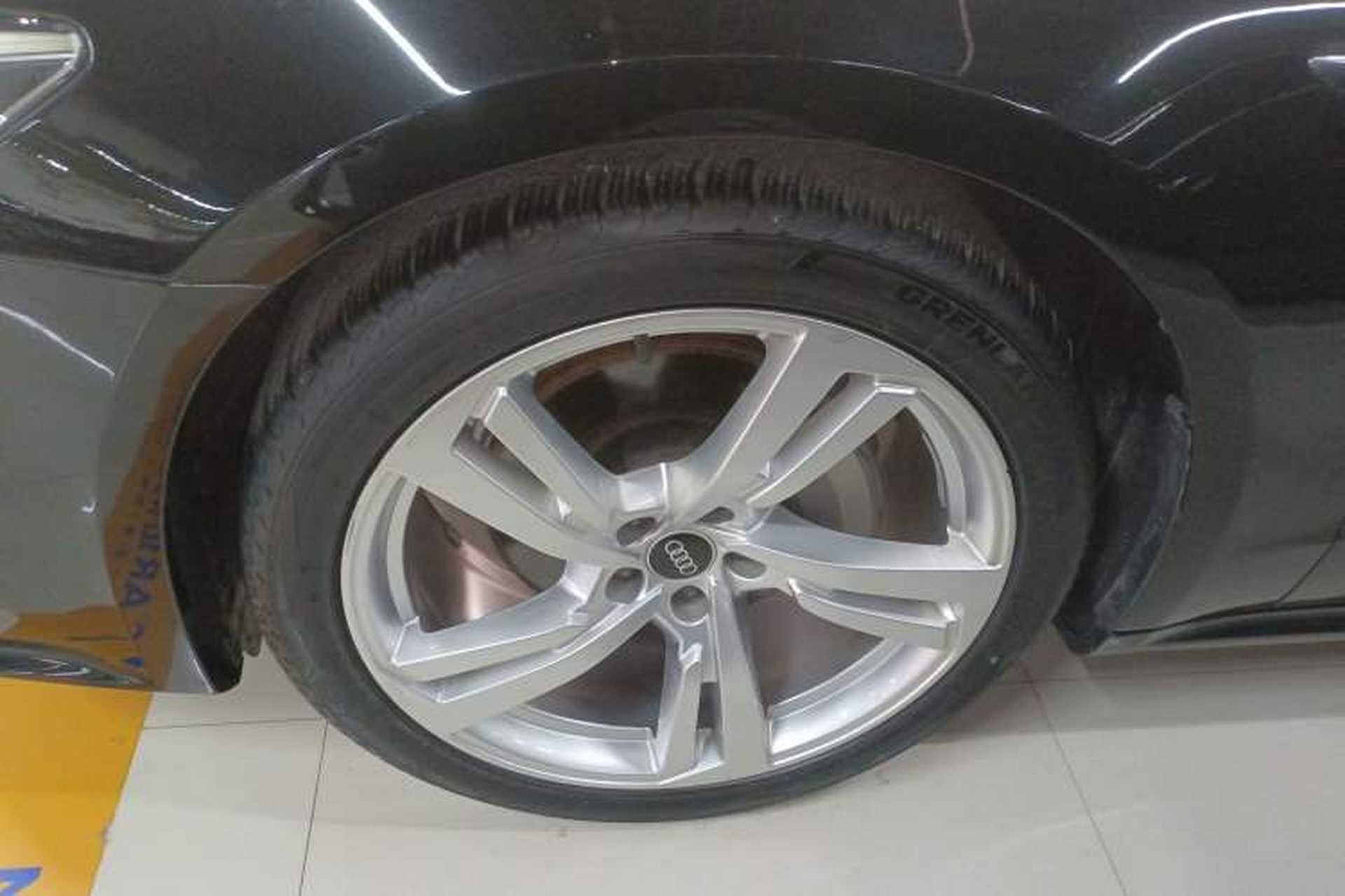 Used Audi A7L 2022 45 TFSI S-line Dream-Building Edition Left Front Wheel Hub