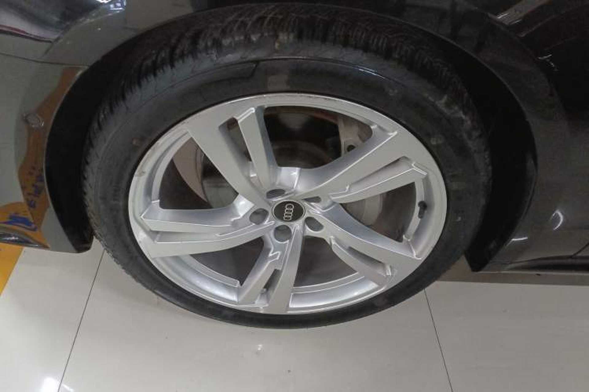 Used Audi A7L 2022 45 TFSI S-line Dream-Building Edition Left Front Wheel Hub