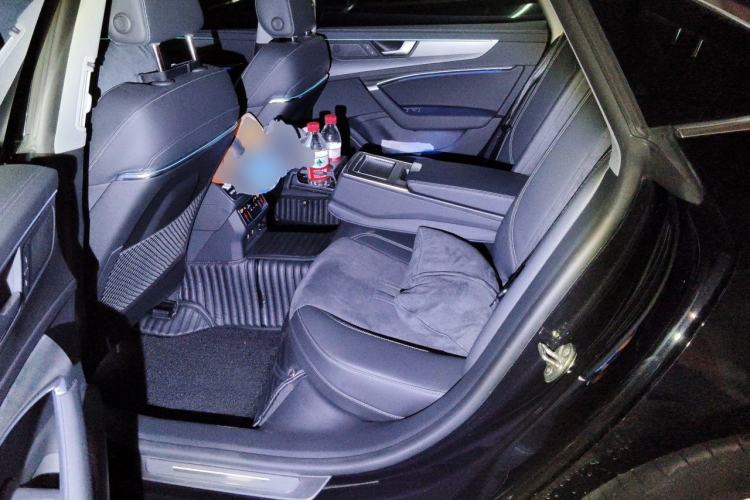 Used Audi A7L 2022 45 TFSI S-line Dream-Chasing Youth Edition Left Rear Seat
