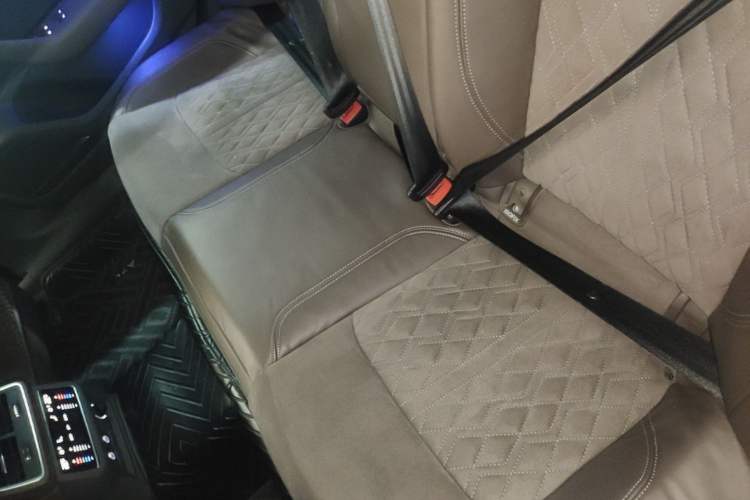 Used Audi A7L 2022 45 TFSI quattro S-line Paladin Left Rear Seat