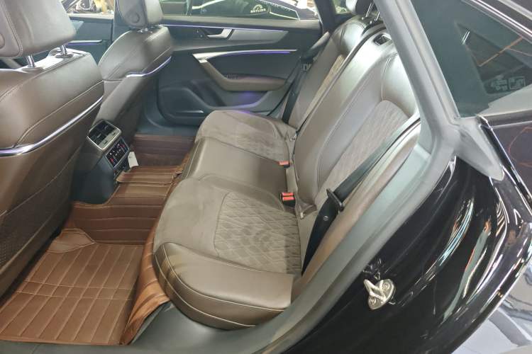 Used Audi A7L 2022 45 TFSI quattro S-line Wind Rider Left Rear Seat
