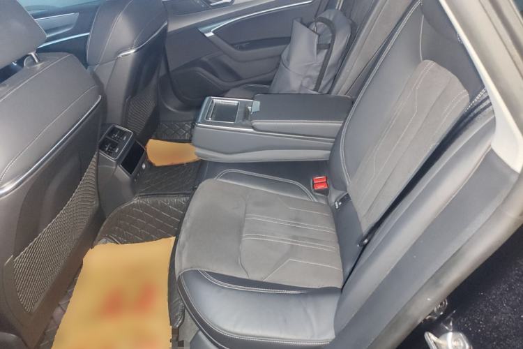 Used Audi A7L 2022 45 TFSI S-line Dream-Building Edition Left Rear Seat