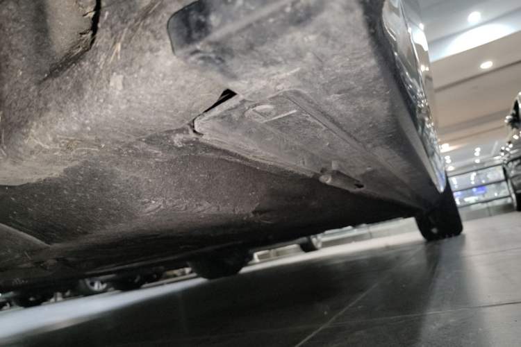 Used Audi A7L 2022 45 TFSI quattro S-line Visionary Edition Obsidian Black Package Left Side Sill