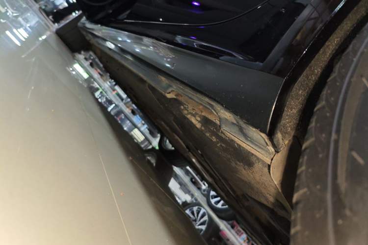 Used Audi A7L 2022 45 TFSI S-line Dream-Building Edition Left Side Sill