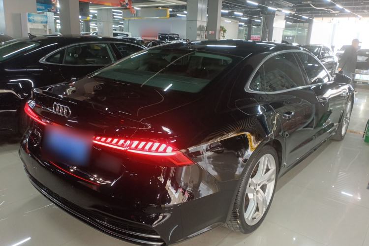 Used Audi A7L 2022 45 TFSI S-line Dream-Building Edition Rear Right 45 Deg