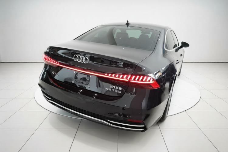 Used Audi A7L 2022 45 TFSI S-line Dream-Building Edition Rear Right 45 Deg