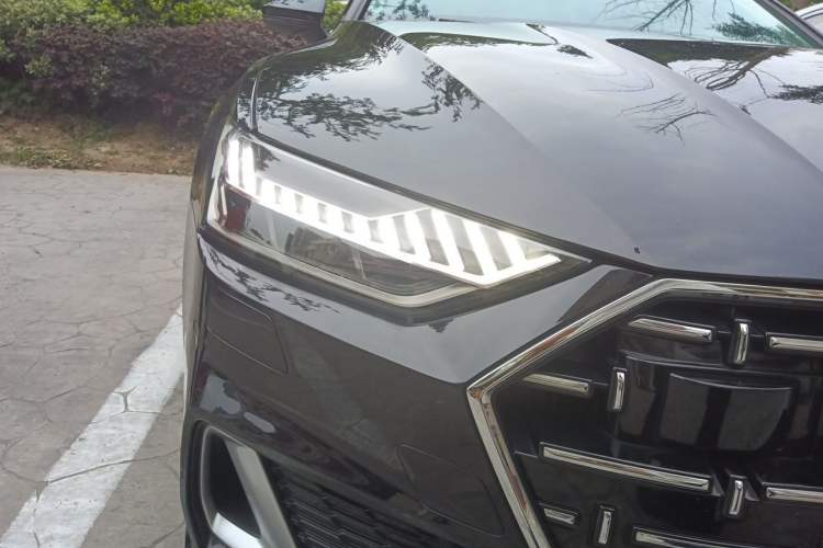 Used Audi A7L 2022 45 TFSI quattro S-line Paladin Right Front Headlight