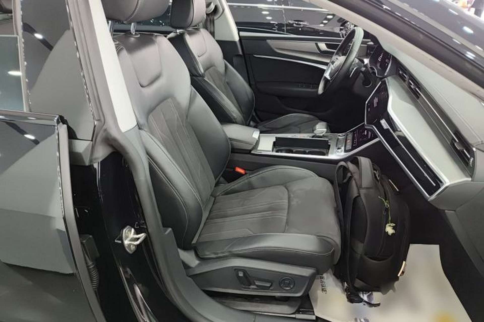 Used Audi A7L 2022 45 TFSI S-line Dream-Building Edition Right Front Seat