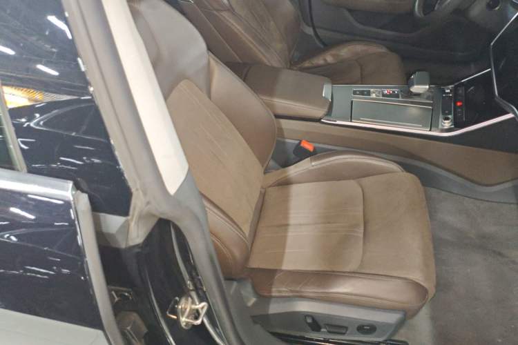 Used Audi A7L 2022 45 TFSI S-line Dream-Building Edition Right Front Seat