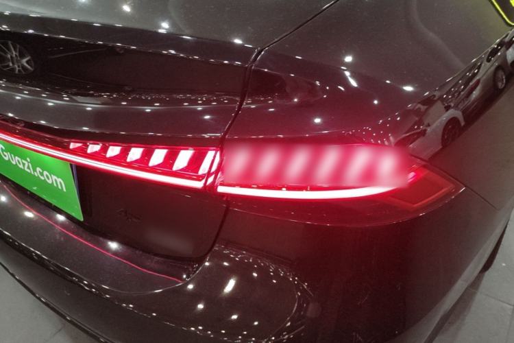 Used Audi A7L 2022 45 TFSI quattro S-line Visionary Edition Obsidian Black Package Right Rear Taillight