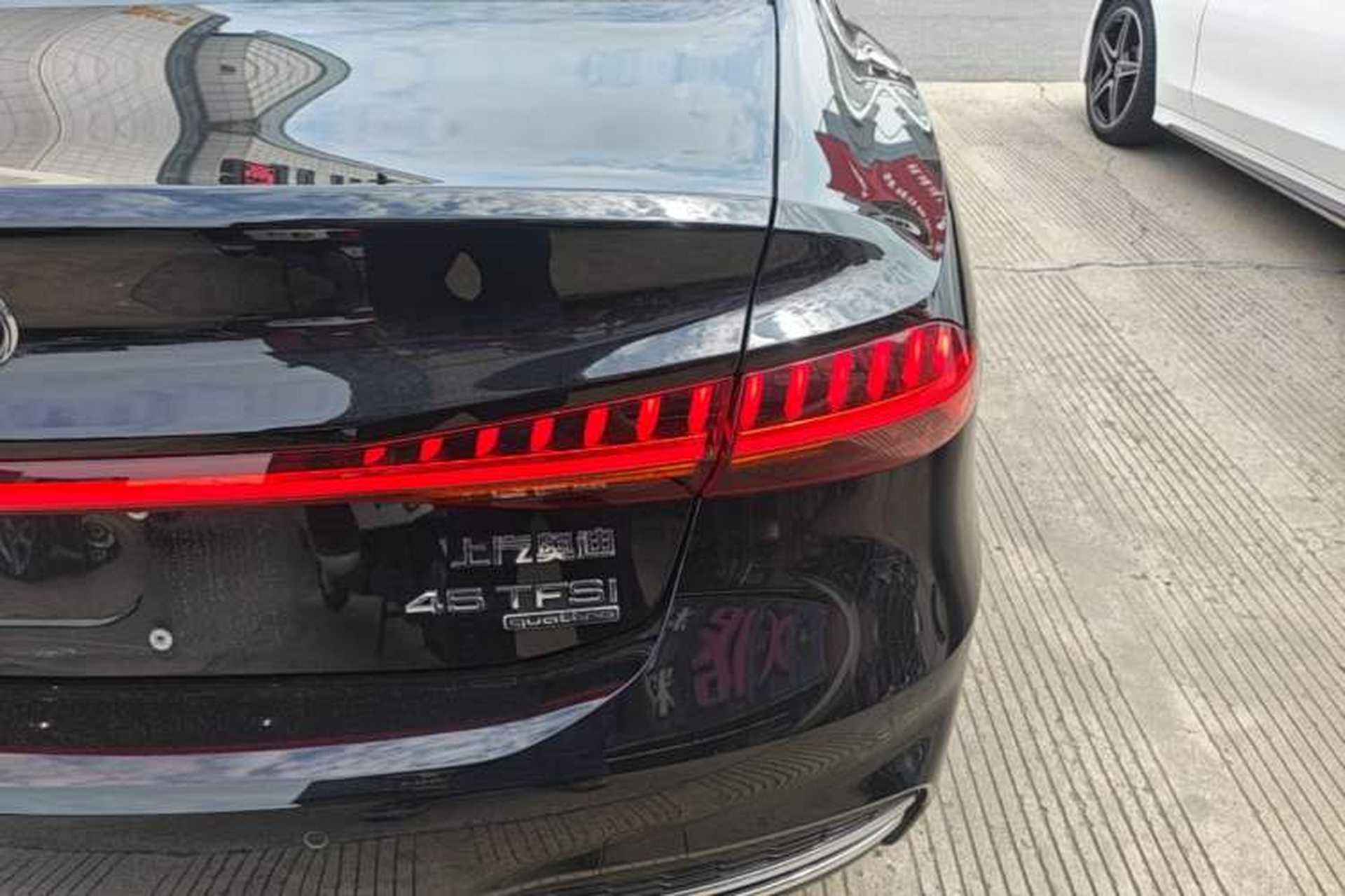 Used Audi A7L 2022 45 TFSI quattro S-line Visionary Crystal Package Right Rear Taillight