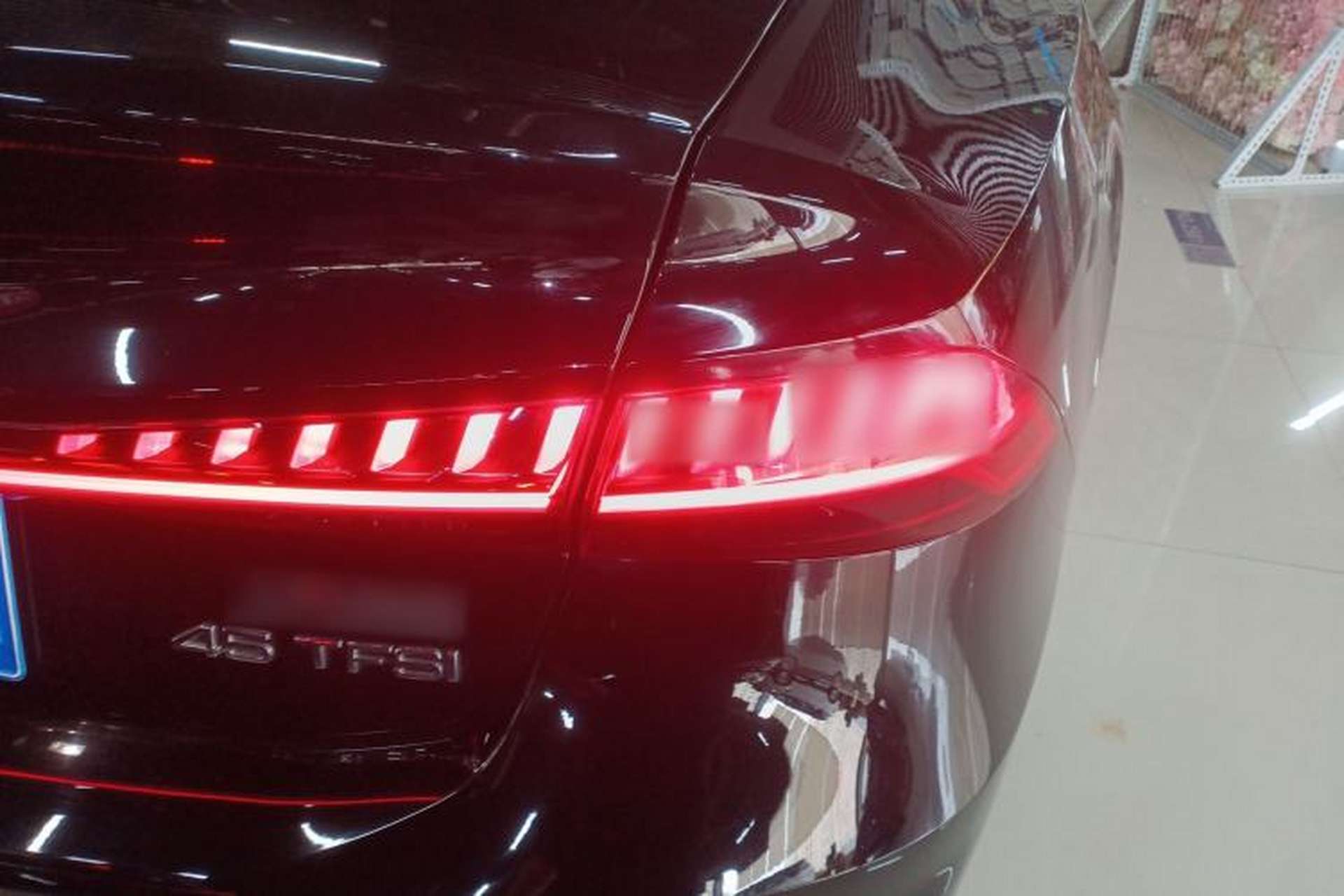 Used Audi A7L 2022 45 TFSI S-line Dream-Building Edition Right Rear Taillight