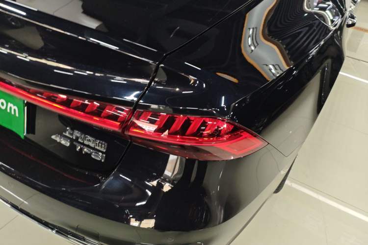 Used Audi A7L 2022 45 TFSI S-line Dream-Building Edition Right Rear Taillight