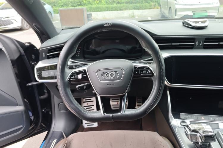 Used Audi A7L 2022 45 TFSI quattro S-line Wind Rider Steering Wheel