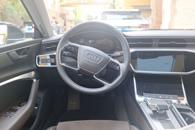 Used Audi A7L 2022 45 TFSI S-line Dream-Building Edition Steering Wheel