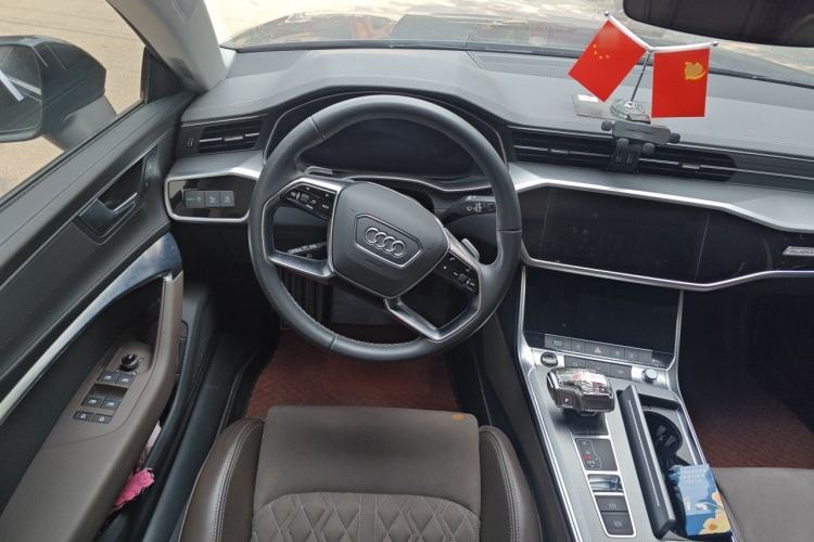 Used Audi A7L 2022 45 TFSI quattro S-line Visionary Crystal Package Steering Wheel