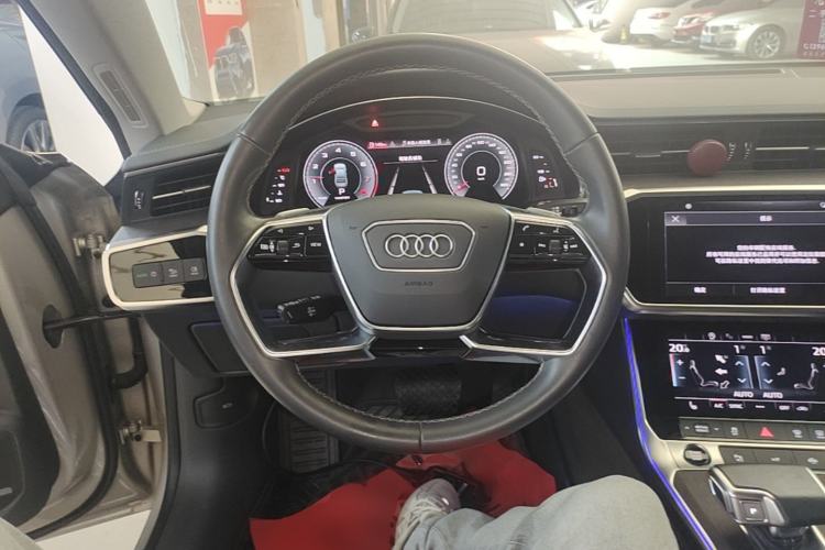 Used Audi A7L 2022 45 TFSI quattro S-line Paladin Steering Wheel
