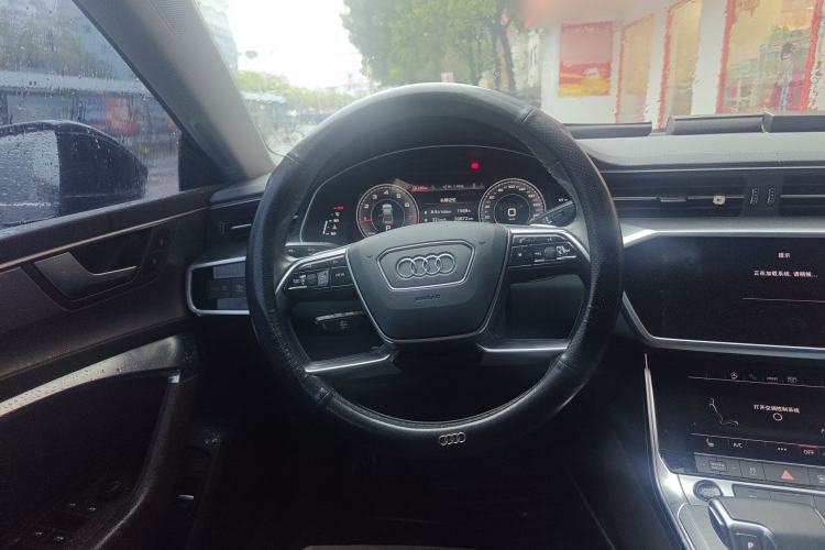 Used Audi A7L 2022 45 TFSI S-line Dream-Building Edition Steering Wheel
