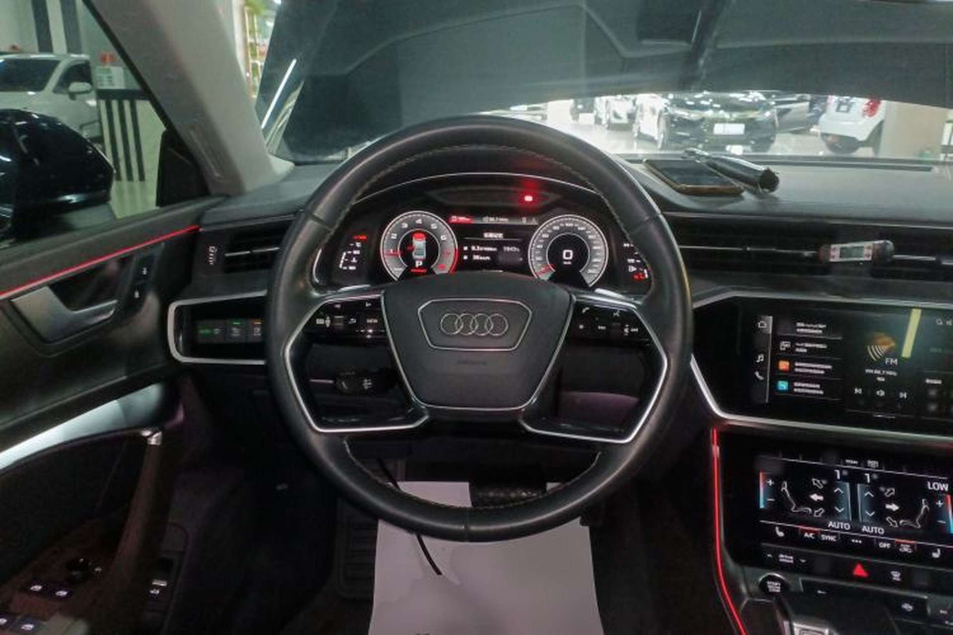 Used Audi A7L 2022 45 TFSI S-line Dream-Building Edition Steering Wheel