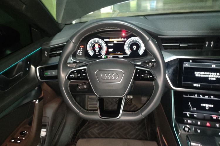 Used Audi A7L 2022 45 TFSI quattro S-line Wind Rider Steering Wheel